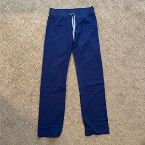 FIGS LIVINGSTON XS TALL SCRUBS